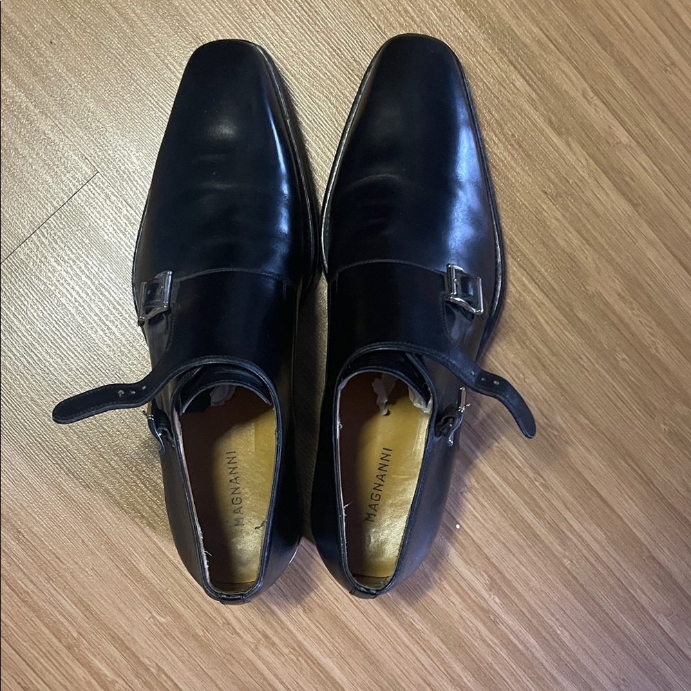 Magnanni Black Leather Double Monk Strap Shoes